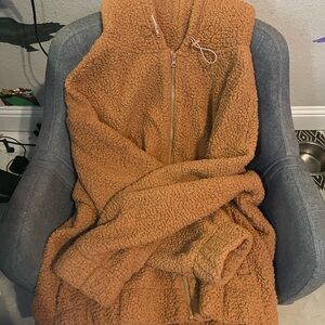Aerie Tan and Gray Sherpa Vest